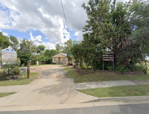 https://streetviewpixels-pa.googleapis.com/v1/thumbnail?panoid=0sZYqFX6SWQWNBhI0M8w3Q&cb_client=search.gws-prod.gps&w=800&h=500&yaw=14.272883&pitch=0&thumbfov=100
