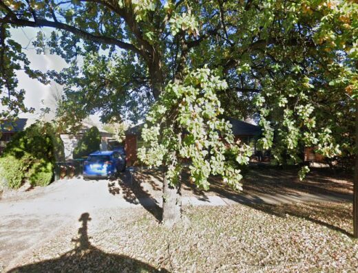https://streetviewpixels-pa.googleapis.com/v1/thumbnail?panoid=jH-sbE_WjJoktlG4TIJThA&cb_client=search.gws-prod.gps&w=800&h=500&yaw=250.49318&pitch=0&thumbfov=100